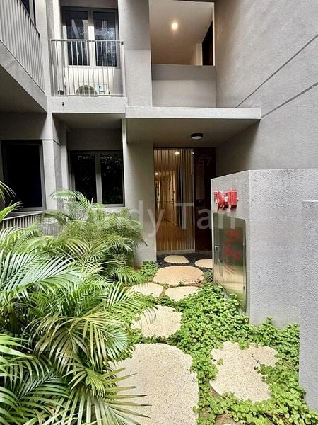 THE WATERGARDENS AT CANBERRA 5