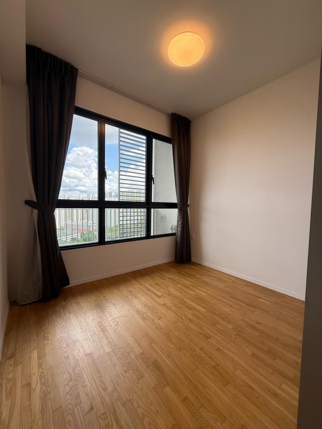 AVENUE SOUTH RESIDENCE 7