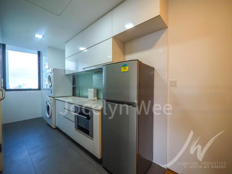 ILLUMINAIRE ON DEVONSHIRE 8