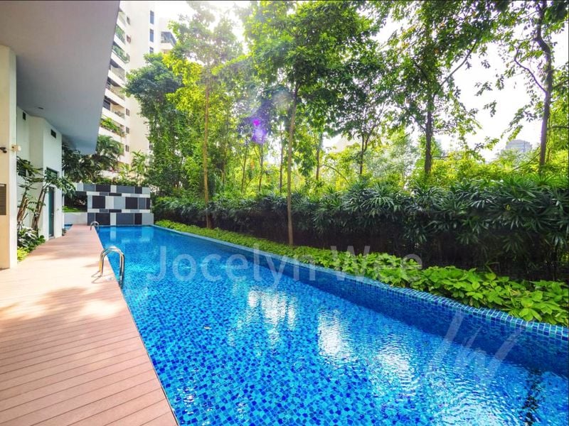 ILLUMINAIRE ON DEVONSHIRE 9