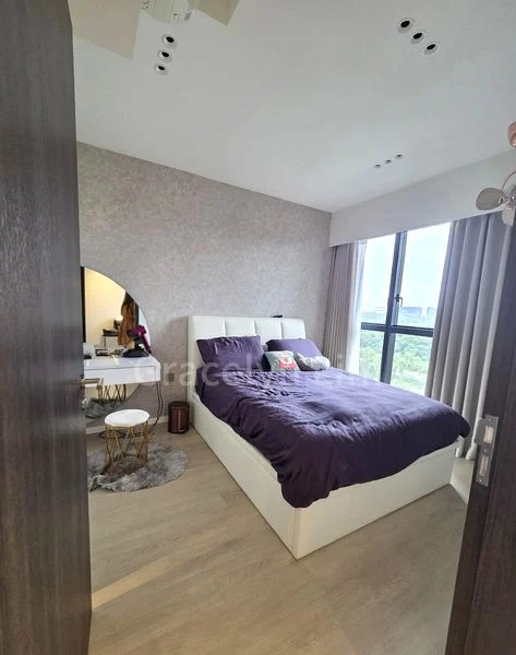 RIVERFRONT RESIDENCES 4