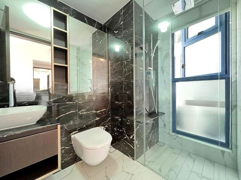 WILSHIRE RESIDENCES 7