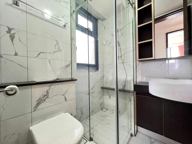 WILSHIRE RESIDENCES 4