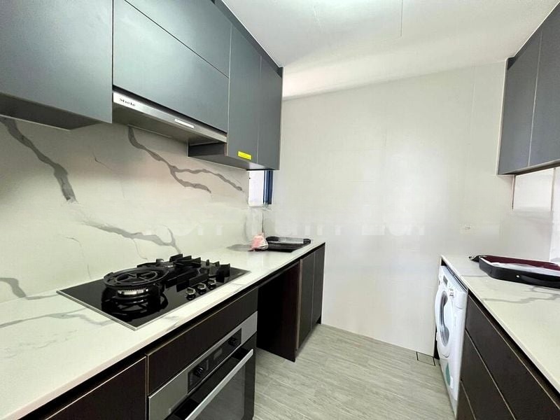 WILSHIRE RESIDENCES 14