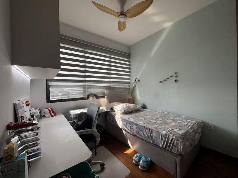 STIRLING RESIDENCES 4