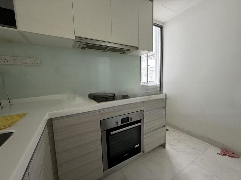 THE SHORE RESIDENCES 1