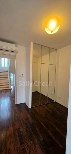 KENSINGTON PARK CONDOMINIUM 4