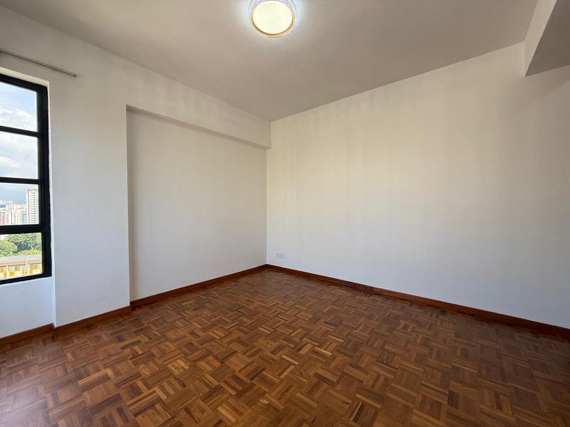 CENTRAL GREEN CONDOMINIUM 12