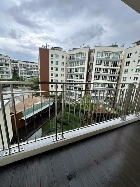 EDELWEISS PARK CONDOMINIUM 8