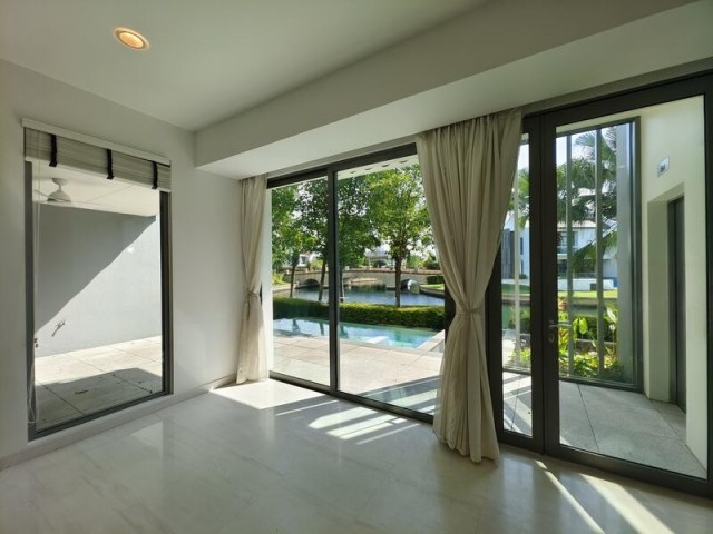 THE RESIDENCES AT W SINGAPORE SENTOSA COVE 2