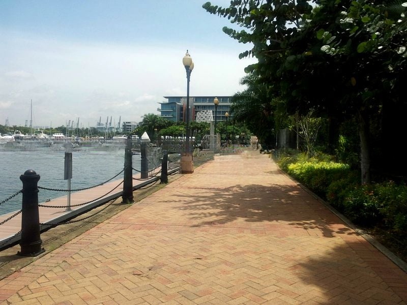 THE OCEANFRONT @ SENTOSA COVE 3