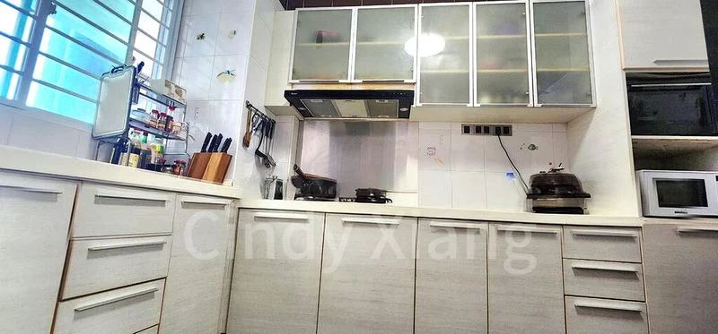 LAKEPOINT CONDOMINIUM 9