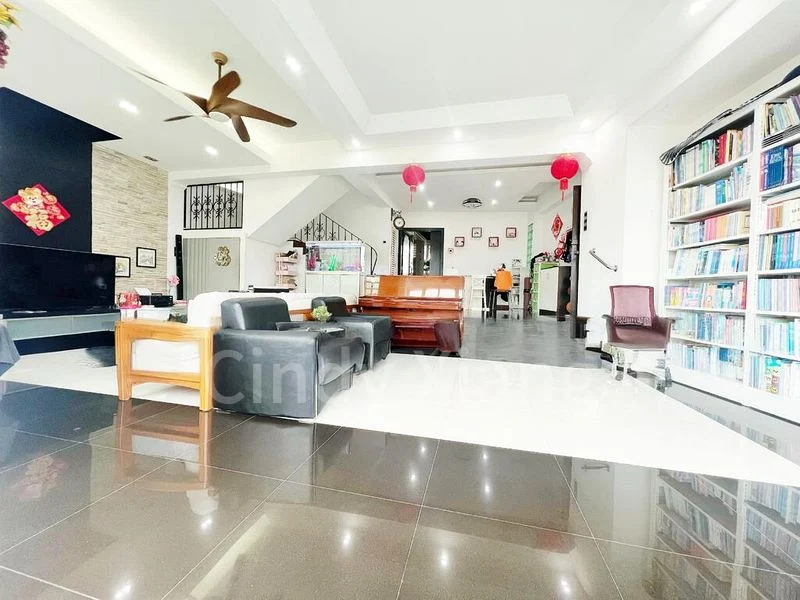 LAKEPOINT CONDOMINIUM 12