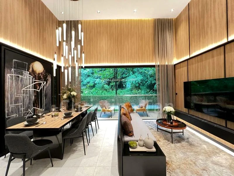 BLOSSOMS BY THE PARK 2