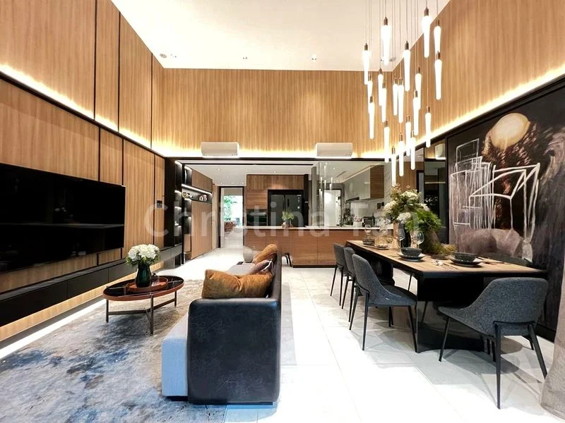 BLOSSOMS BY THE PARK 4