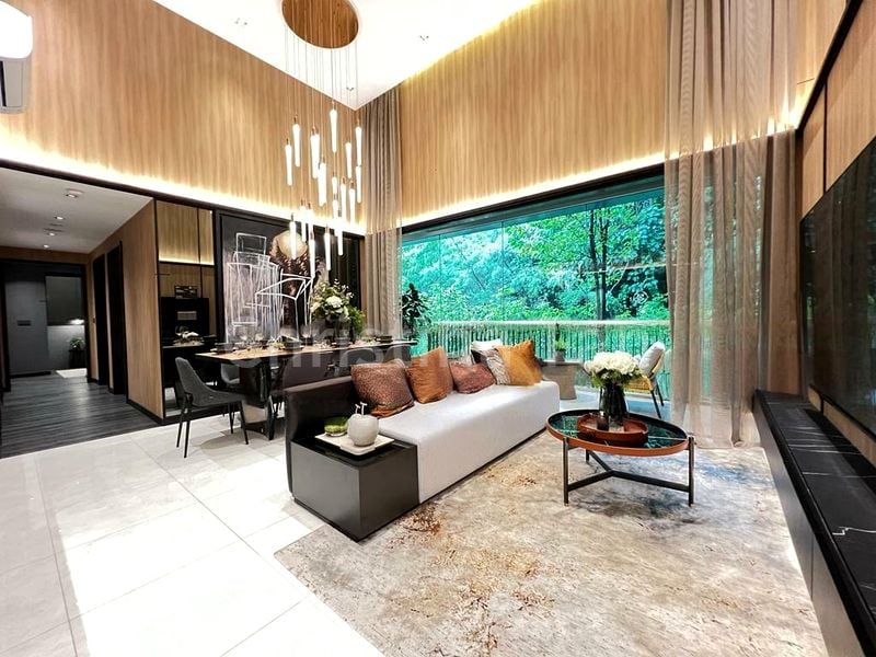 BLOSSOMS BY THE PARK 5