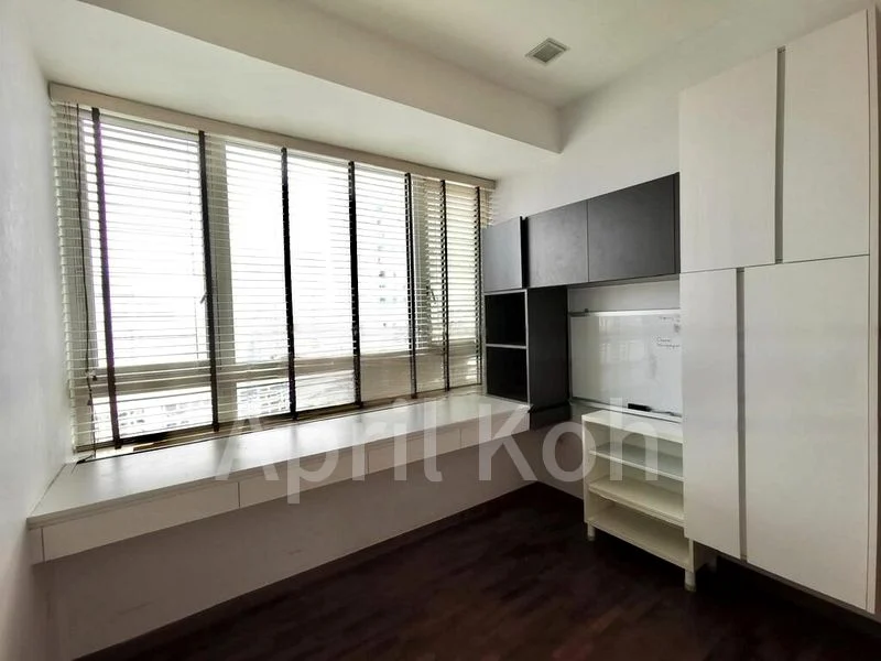 CLOVER BY THE PARK 3