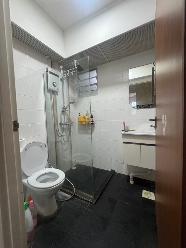 UPP SERANGOON CRES 5