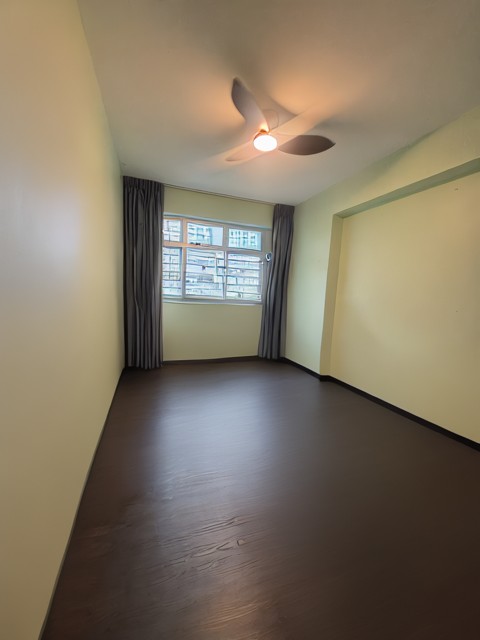 UPP SERANGOON CRES 6