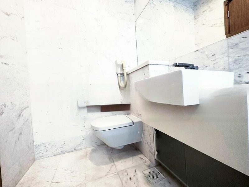 ONE DEVONSHIRE 6
