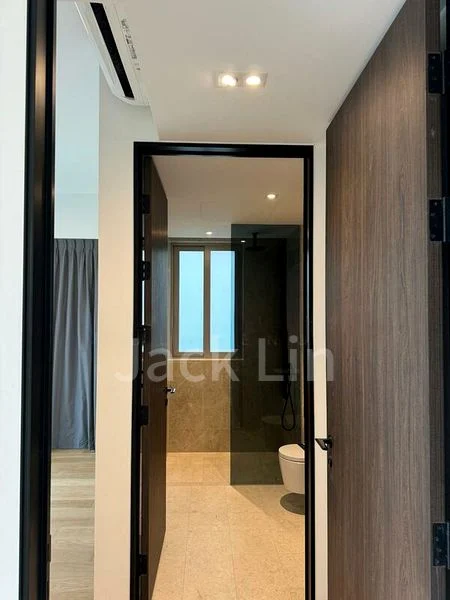 THE REEF AT KING'S DOCK 7