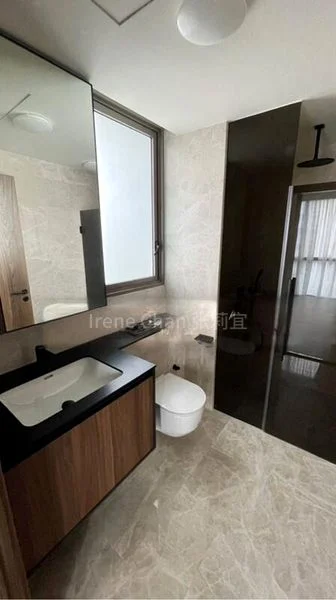 COASTLINE RESIDENCES 4