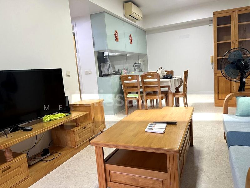 THE LAKEFRONT RESIDENCES 10