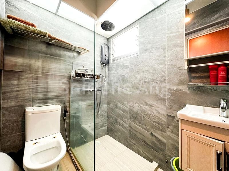 BT BATOK WEST AVE 8 4