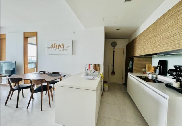 CONCOURSE SKYLINE 22