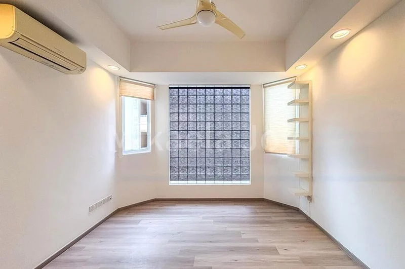 LANDRIDGE CONDOMINIUM 8