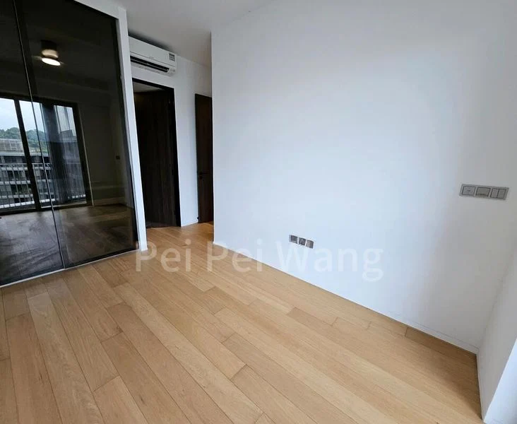 THE REEF AT KING'S DOCK 9