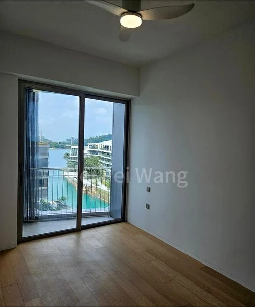 THE REEF AT KING'S DOCK 11