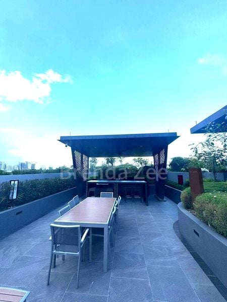 PHOENIX RESIDENCES 6