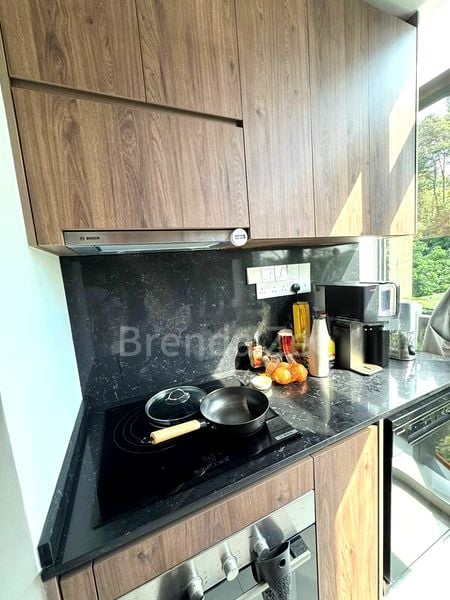 PHOENIX RESIDENCES 13