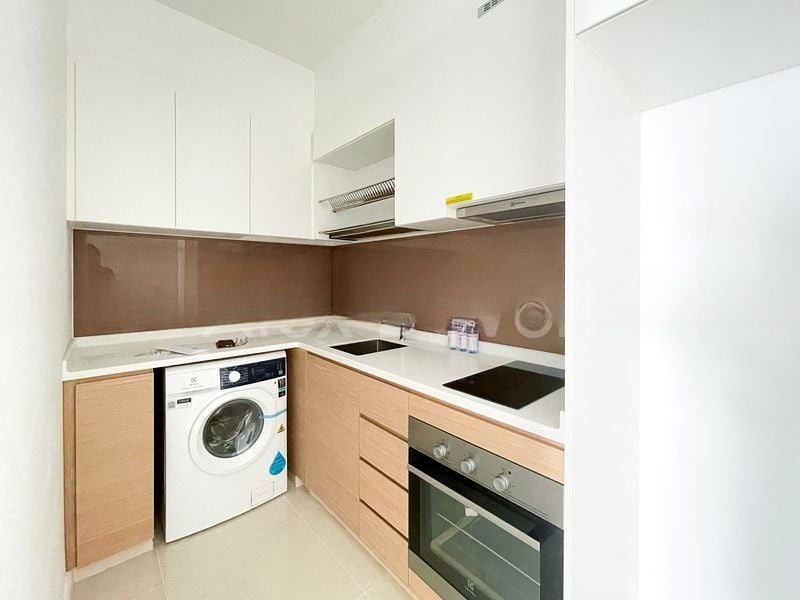 TREASURE AT TAMPINES 9