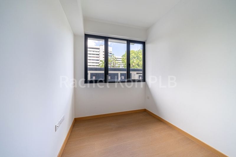 TREASURE AT TAMPINES 10