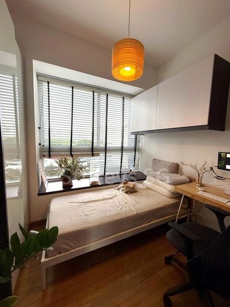 THE REGENCY AT TIONG BAHRU 6