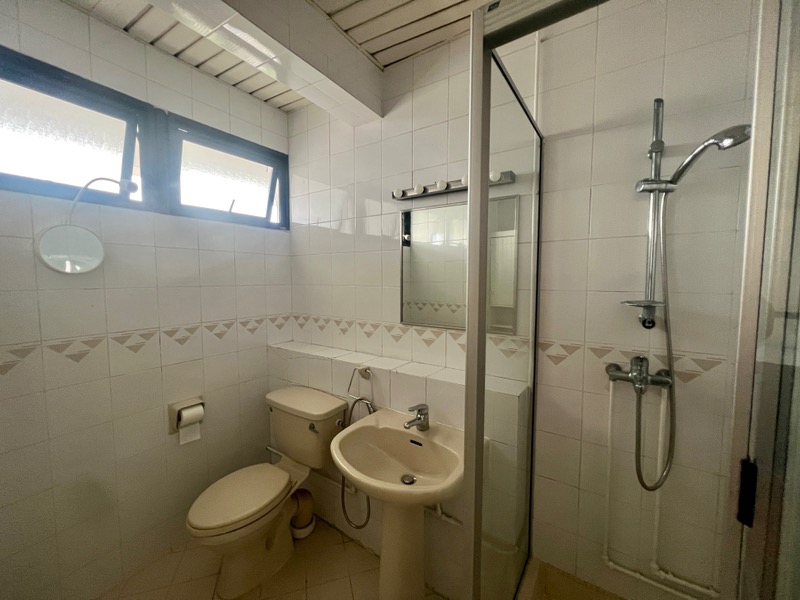 THOMSON VIEW CONDOMINIUM 12