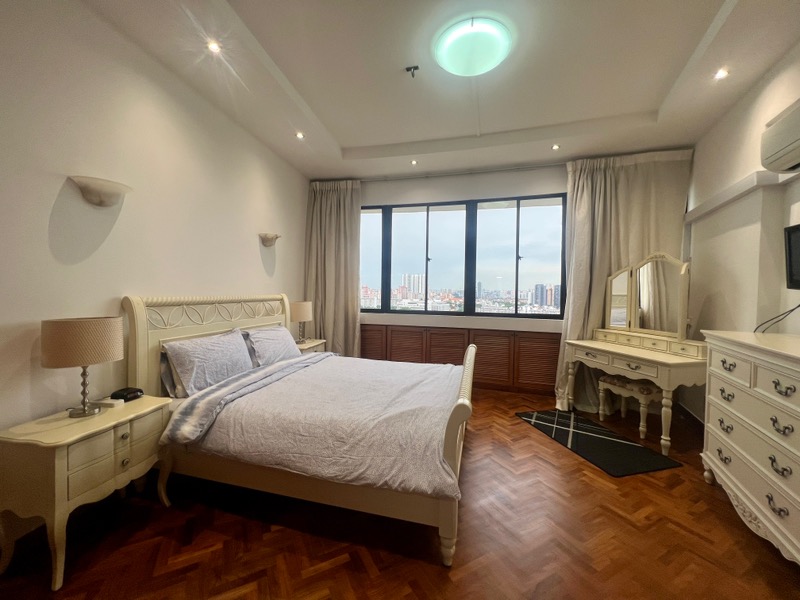 THOMSON VIEW CONDOMINIUM 23
