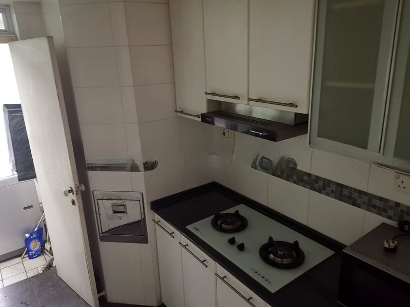 WEST BAY CONDOMINIUM 6