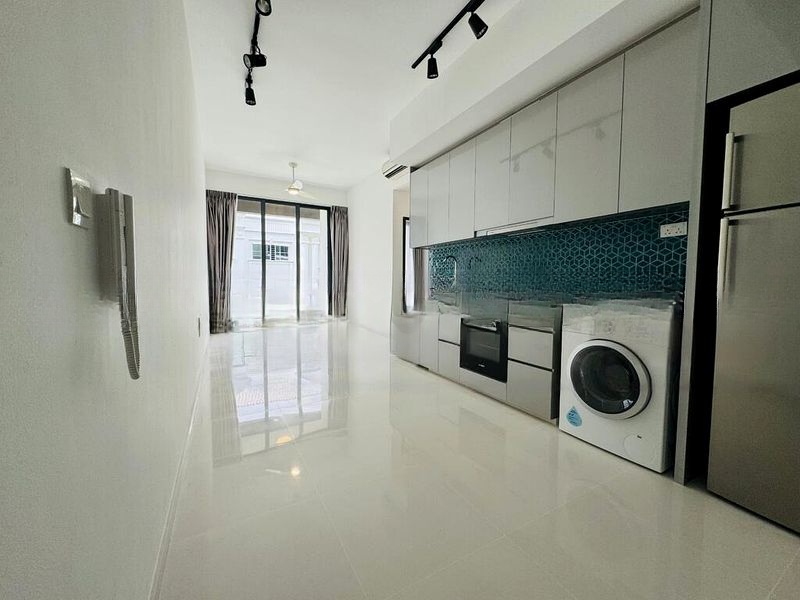 STRAITS MANSIONS 8