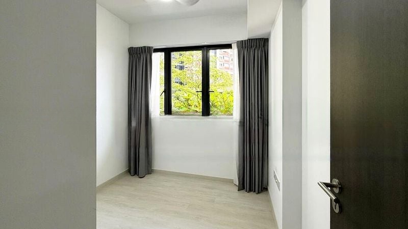 RIVERFRONT RESIDENCES 3