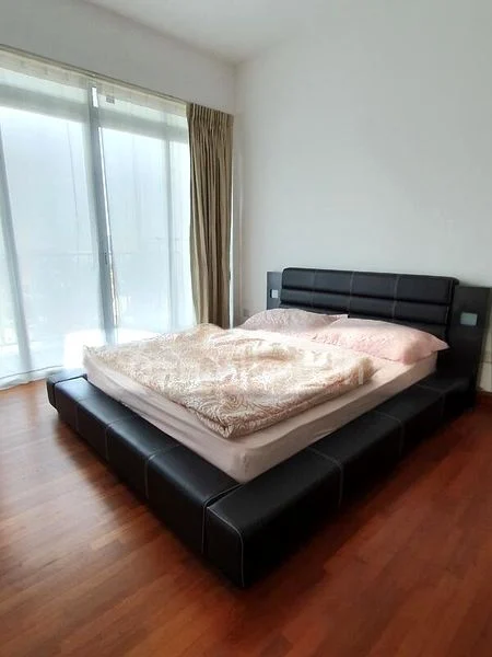 THE METROPOLITAN CONDOMINIUM 7