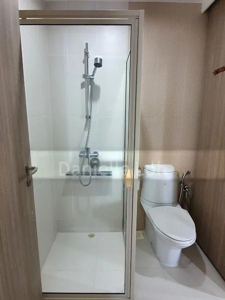 THE METROPOLITAN CONDOMINIUM 12