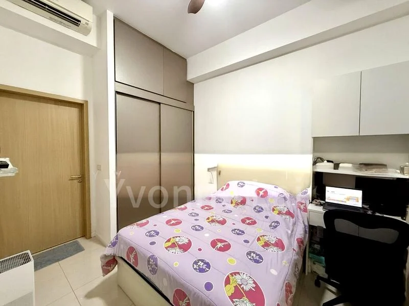 BOATHOUSE RESIDENCES 2