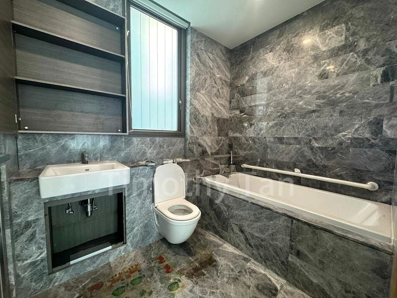 SKYLINE RESIDENCES 5