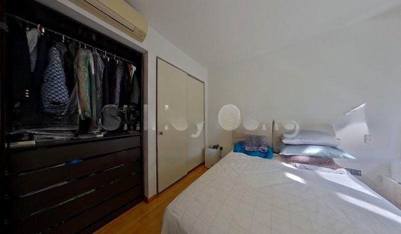 MARINA BAY SUITES 14