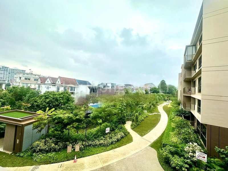 THE WATERGARDENS AT CANBERRA 7