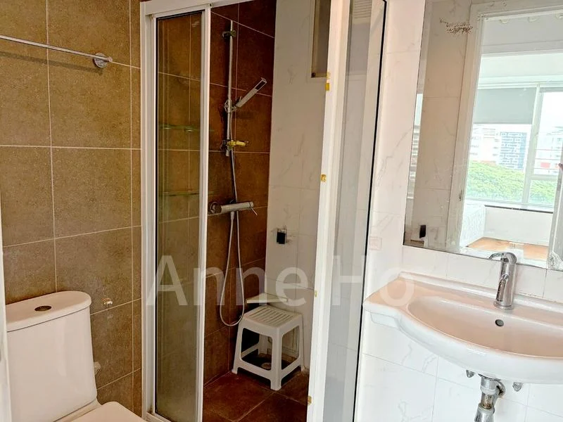 BLOSSOMS @ WOODLEIGH 9