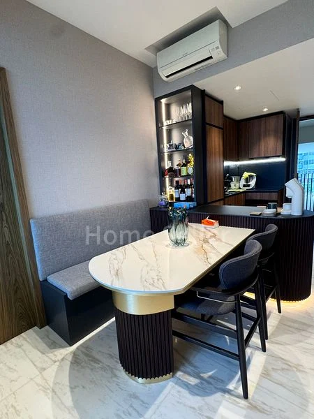 COASTLINE RESIDENCES 4